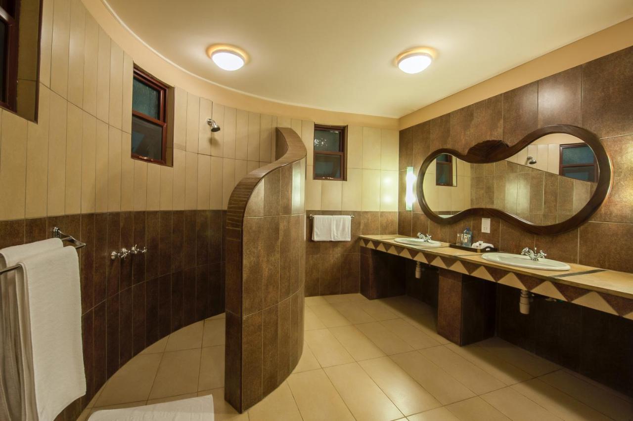 Lake Nakuru Sopa Lodge 외부 사진